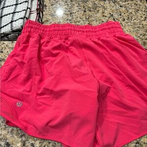 Size 4 lululemon hotty hot high rise shorts in Glaze pink, 4 inch